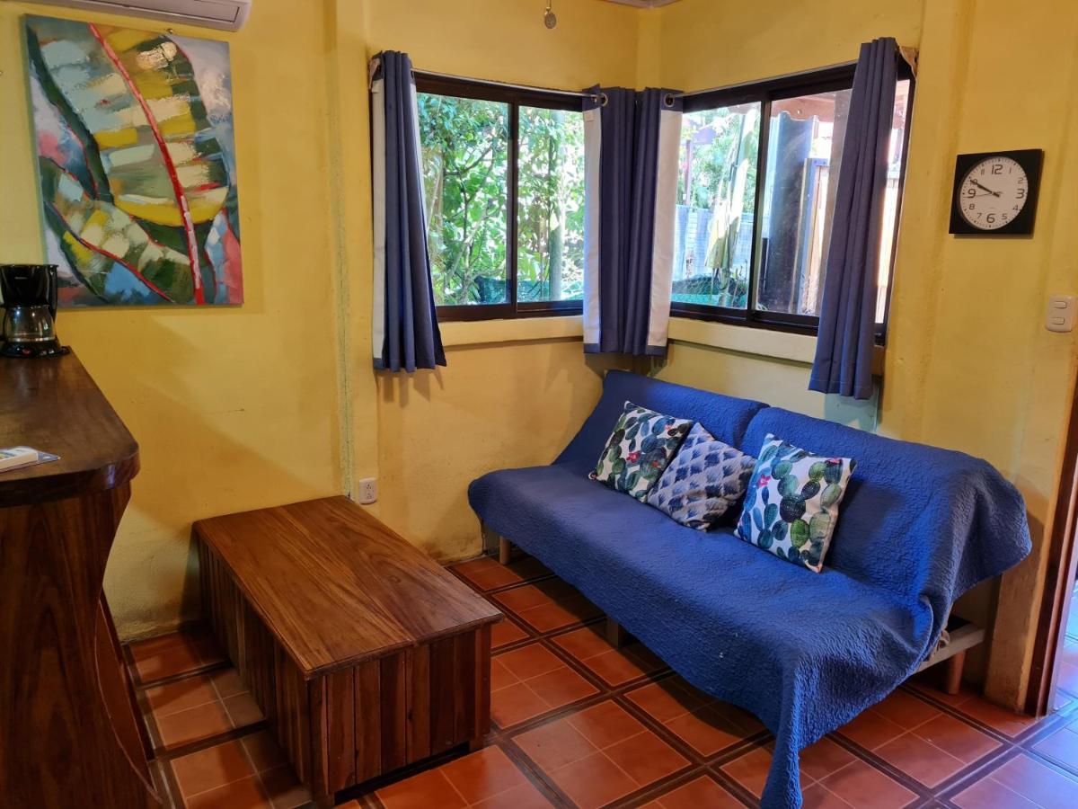 Jungle Beach Bungalow With Ac & Fiber Optic Puerto Viejo de Talamanca Room photo